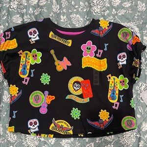 Disney COCO Black T-Shirt with Colorful  Dia de los Muertos Graphics NWT